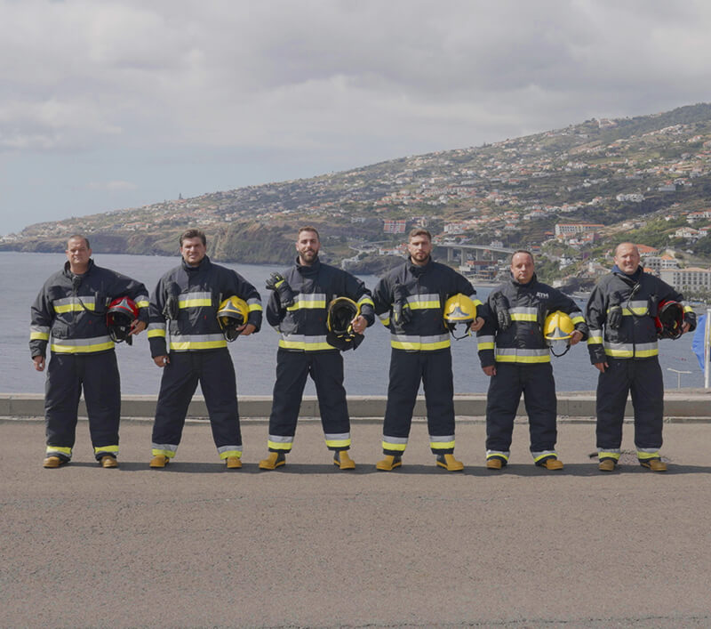 Bombeiros-equipa